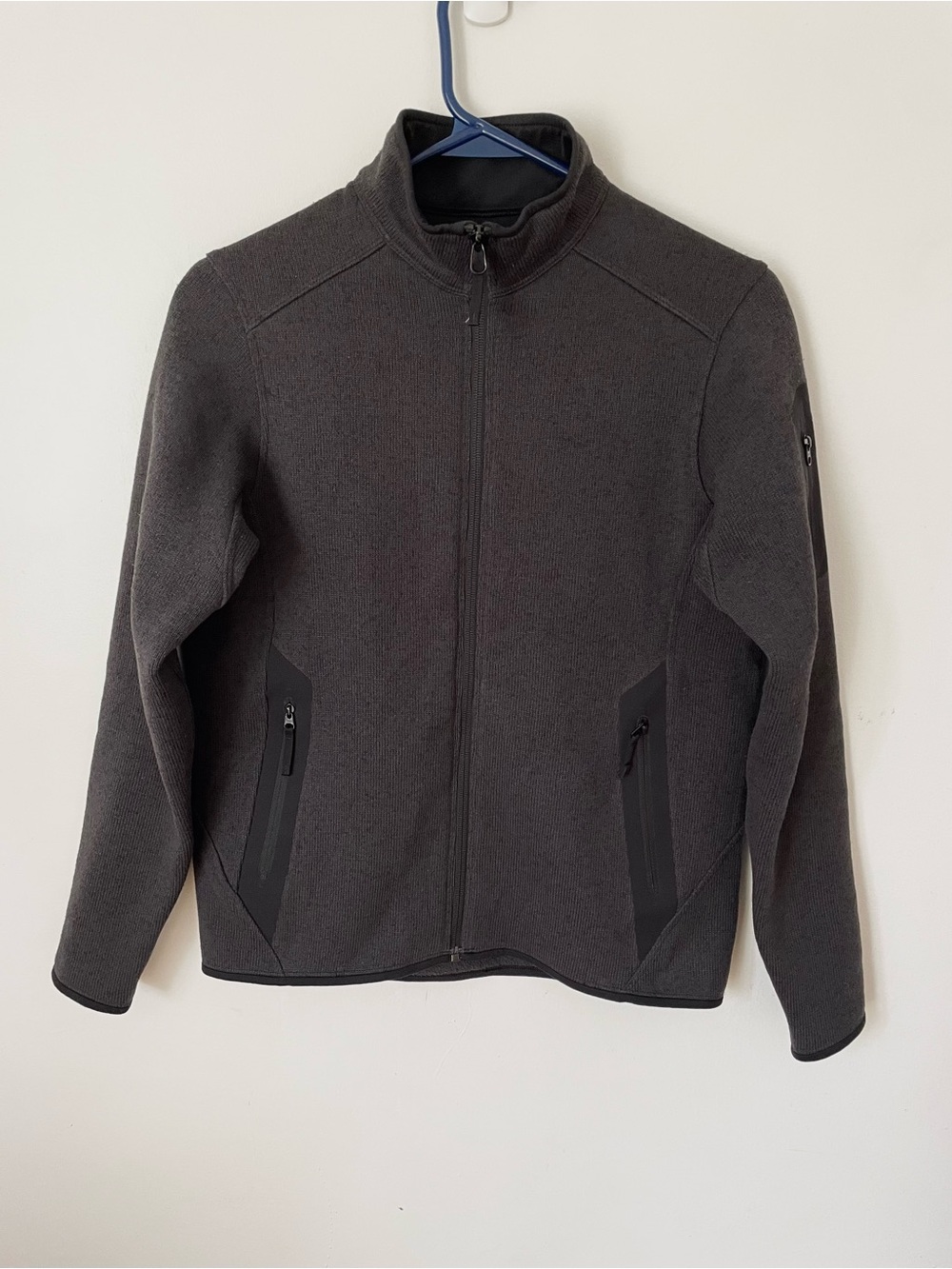 Arc’teryx COVERT CARDIGAN size XS in grey